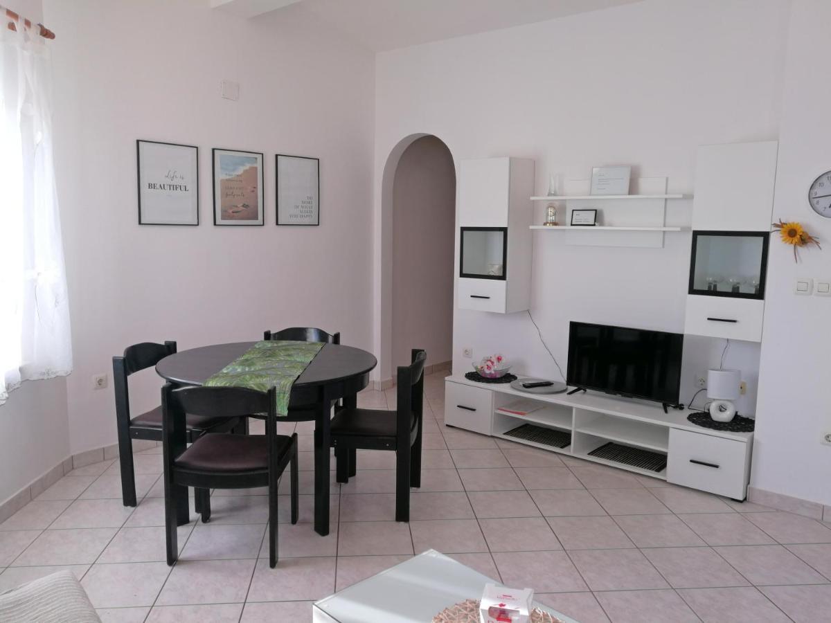 Apartments Ines Медулин Екстер'єр фото