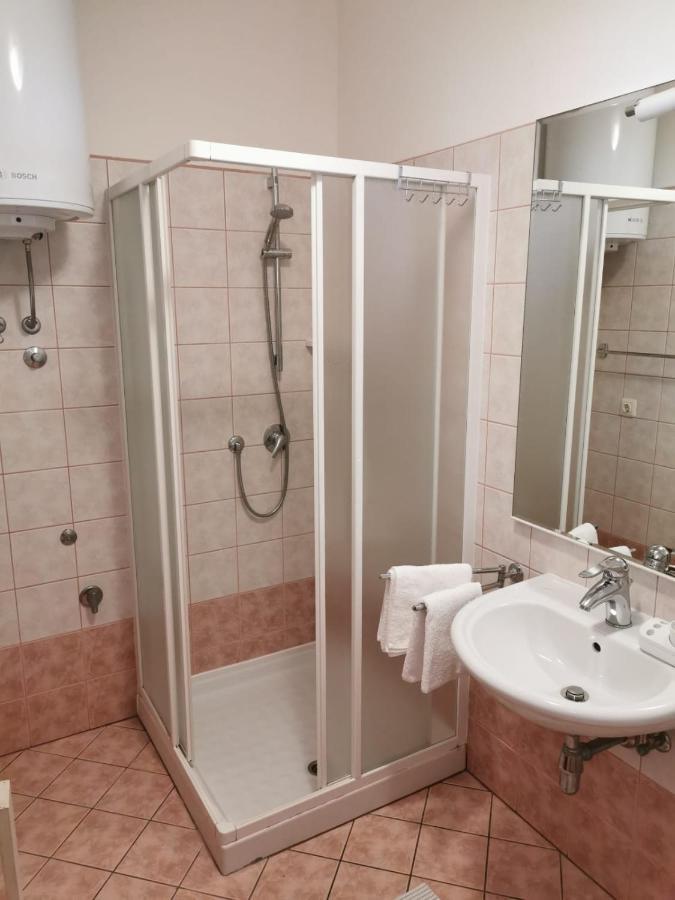 Apartments Ines Медулин Екстер'єр фото