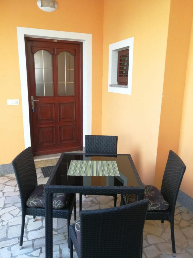 Apartments Ines Медулин Екстер'єр фото