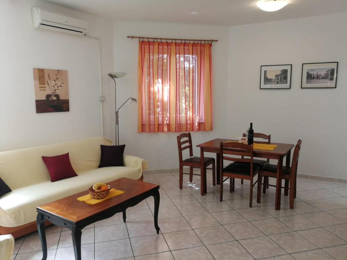 Apartments Ines Медулин Екстер'єр фото