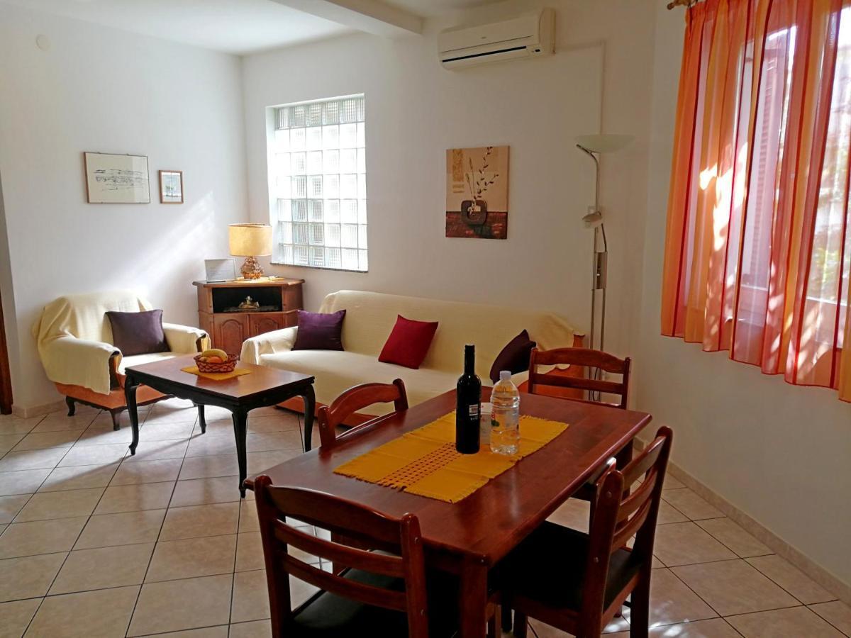 Apartments Ines Медулин Екстер'єр фото